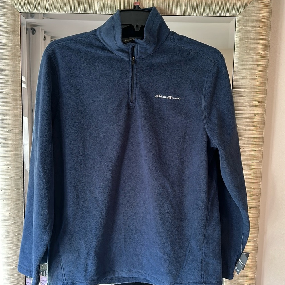 NWT Men’s navy fleece pull over
